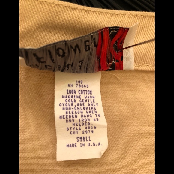 Cactus Flower Vest - Picture 4 of 4